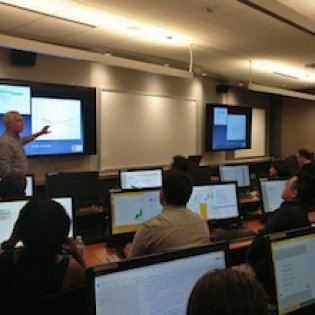 Luc Anselin teaches a GeoDa workshop at the University of Illinois-Chicago